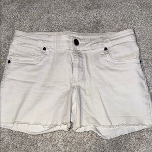 Kut from the Kloth gidget White Jean Shorts